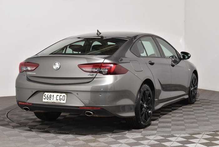 2018 Holden Commodore RS
