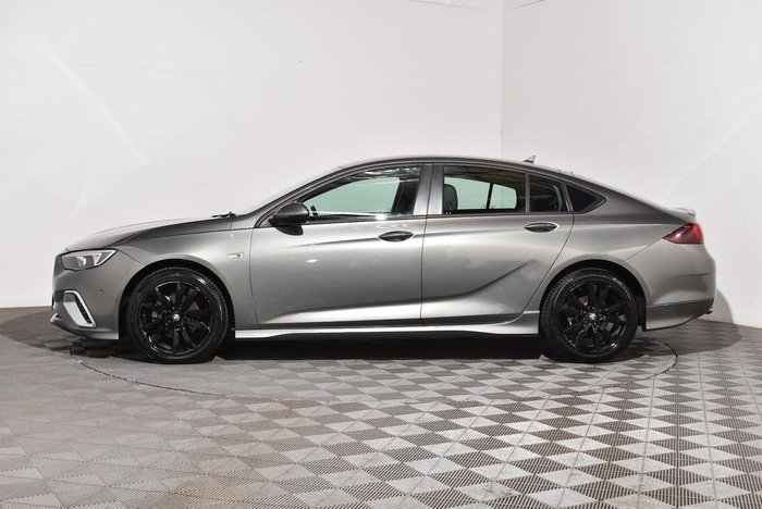 2018 Holden Commodore RS