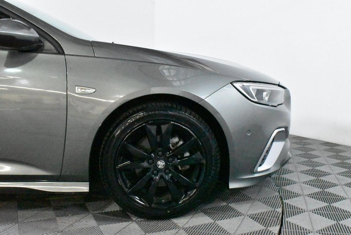 2018 Holden Commodore RS