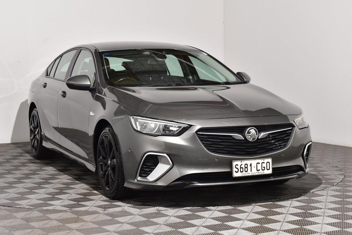 2018 Holden Commodore RS