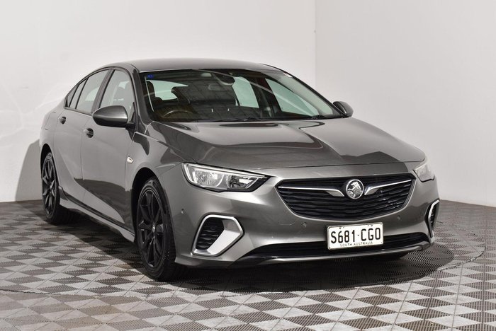 2018 Holden Commodore RS