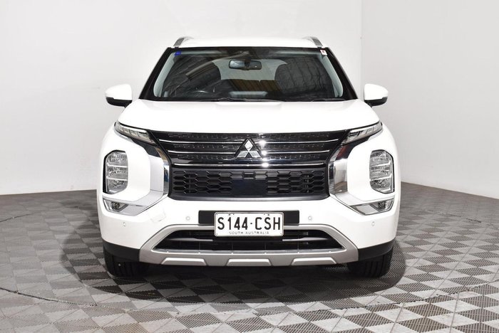 2022 Mitsubishi Outlander LS