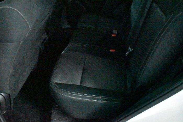 2022 Mitsubishi Outlander LS