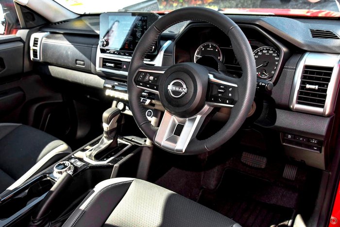 2026 Nissan Navara ST-X