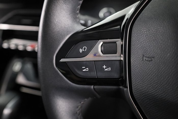 2022 Peugeot 2008 Allure