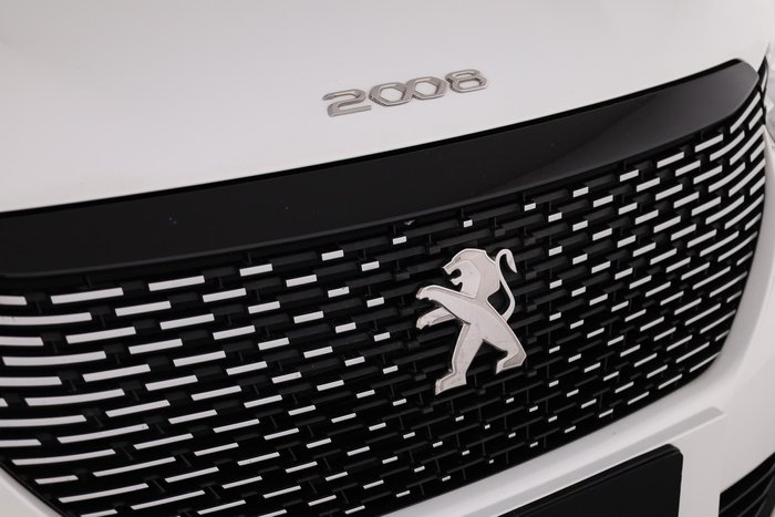 2022 Peugeot 2008 Allure