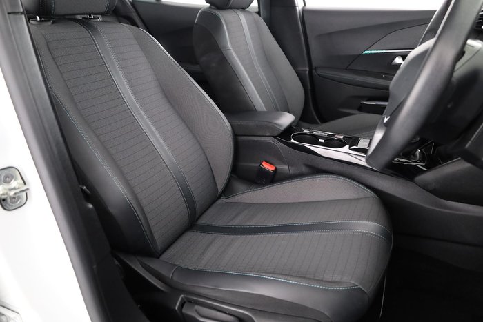 2022 Peugeot 2008 Allure