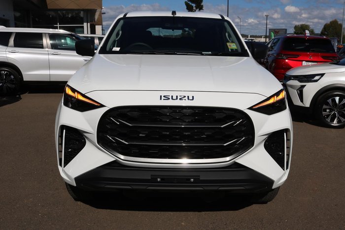 2025 Isuzu MU-X LS-M