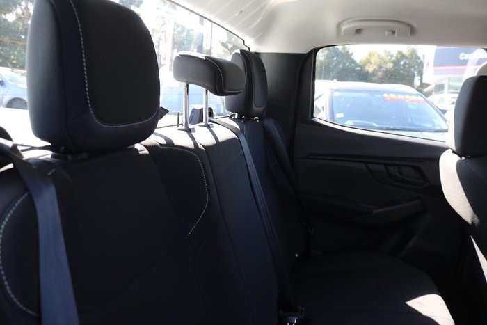2025 Isuzu D-MAX SX
