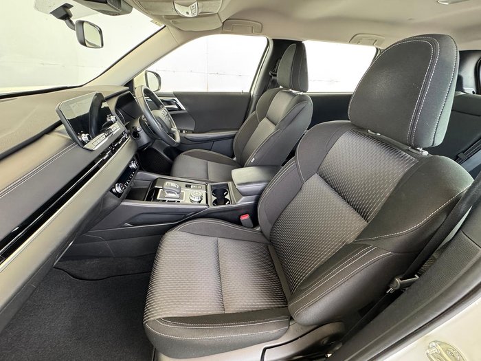 2022 Mitsubishi Outlander ES