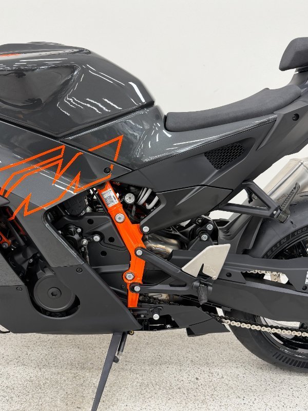 2026 Ktm 990 RC R Black