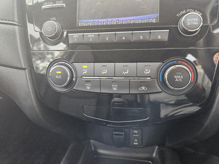 2017 Nissan X-TRAIL ST