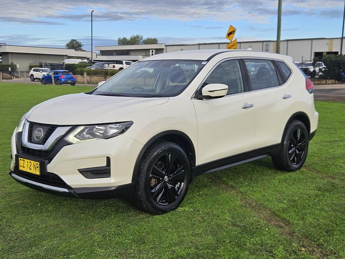 2017 Nissan X-TRAIL ST