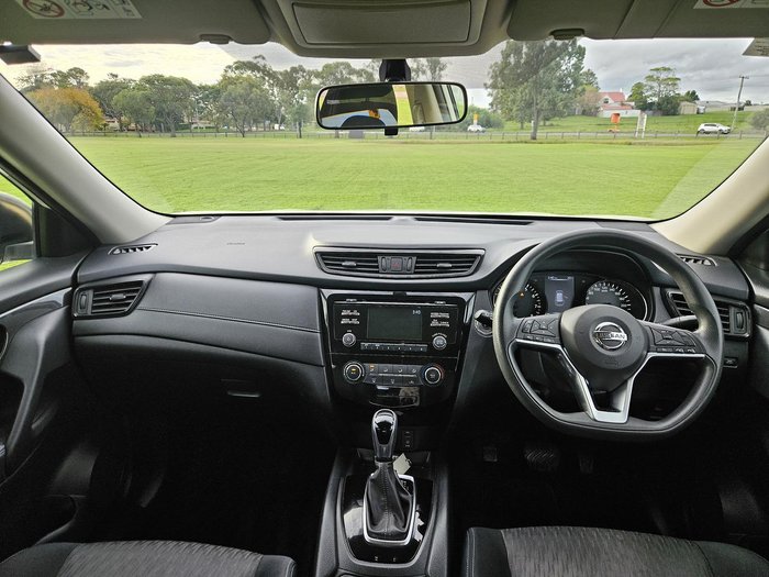 2017 Nissan X-TRAIL ST