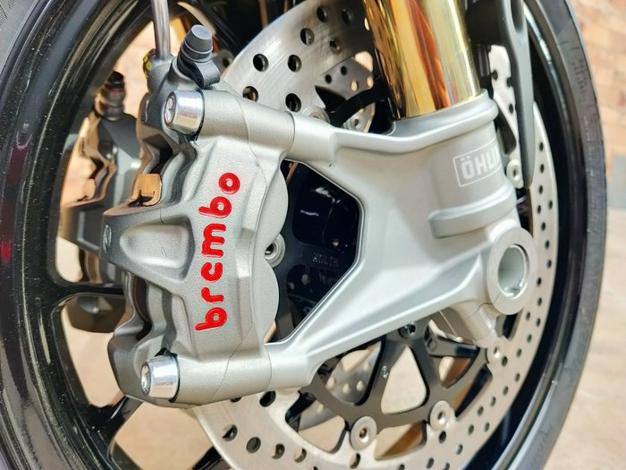 2026 DUCATI PANIGALE V2 S ROAD RED