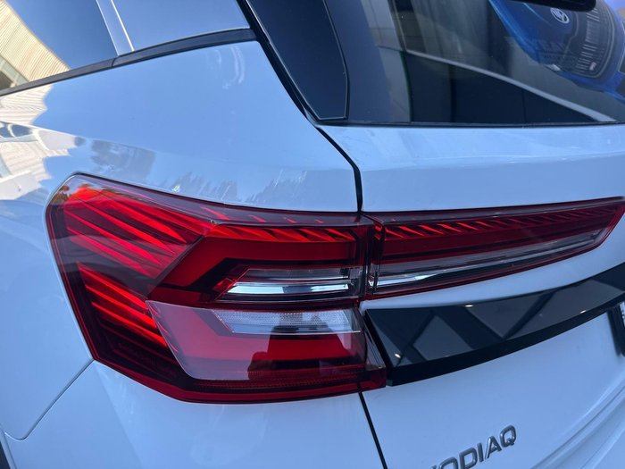 2025 SKODA Kodiaq Select PHEV