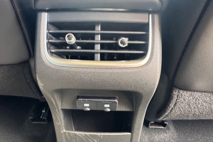 2026 GWM Tank 300 Lux P01 4X4 On Demand CrystalBlack (N101)