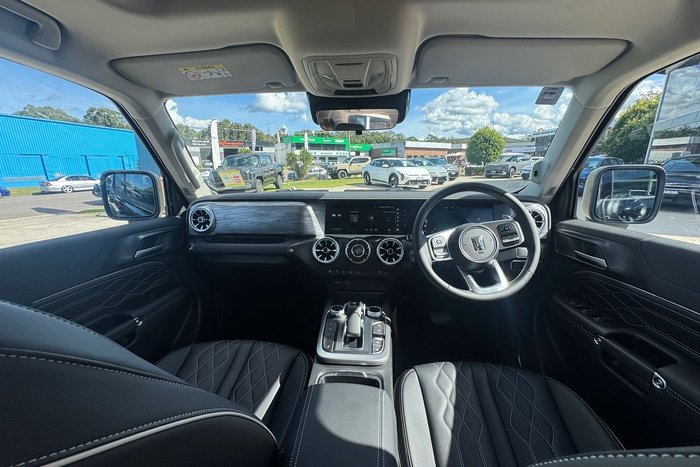 2026 GWM Tank 300 Lux P01 4X4 On Demand CrystalBlack (N101)