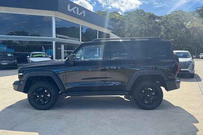 2026 GWM Tank 300 Lux P01 4X4 On Demand CrystalBlack (N101)