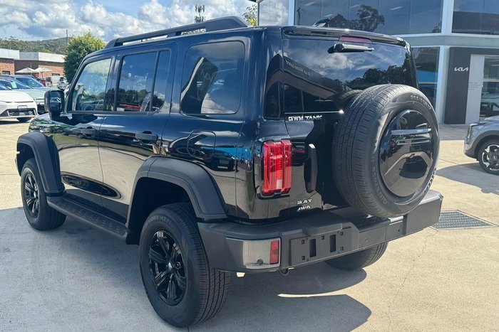 2026 GWM Tank 300 Lux P01 4X4 On Demand CrystalBlack (N101)