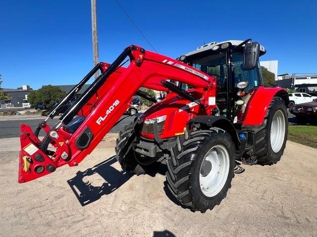 2018 Massey Ferguson 5712S