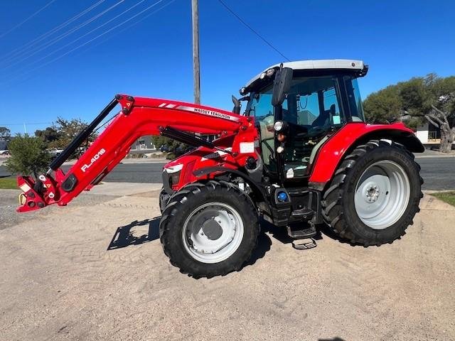 2018 Massey Ferguson 5712S