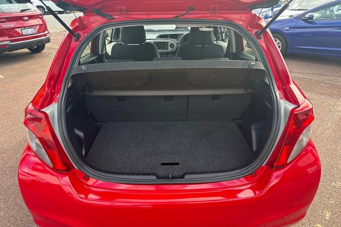 2014 Toyota Yaris YR