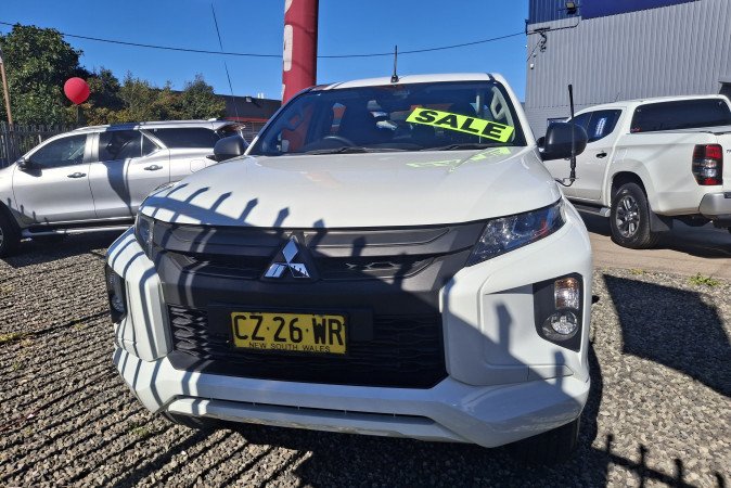 2020 MITSUBISHI TRITON