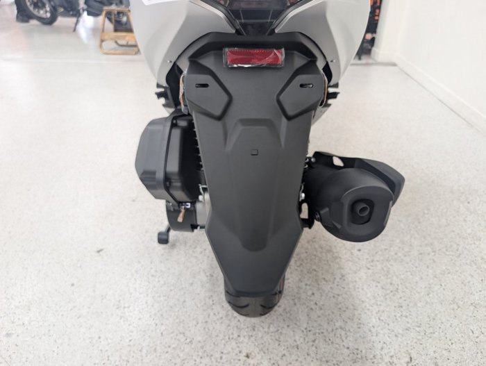 2026 CFMOTO 150 SC Silver