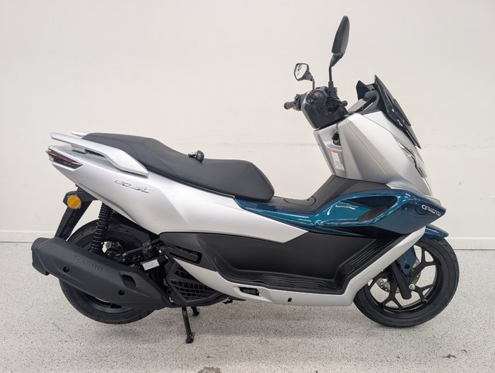2026 CFMOTO 150 SC Silver