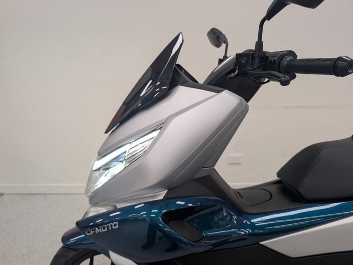 2026 CFMOTO 150 SC Silver