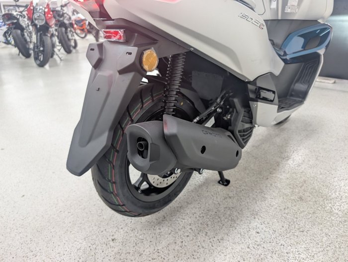 2026 CFMOTO 150 SC Silver