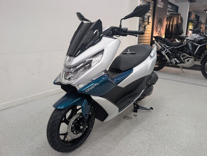 2026 CFMOTO 150 SC Silver