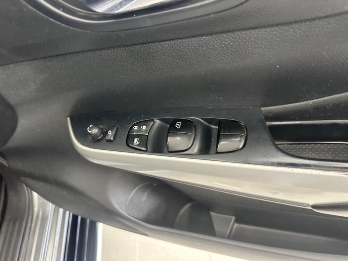 2017 Nissan Navara ST-X D23 Series 2 4X4 Dual Range Slate Grey