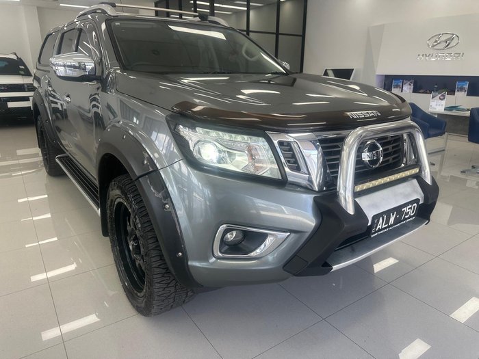 2017 Nissan Navara ST-X