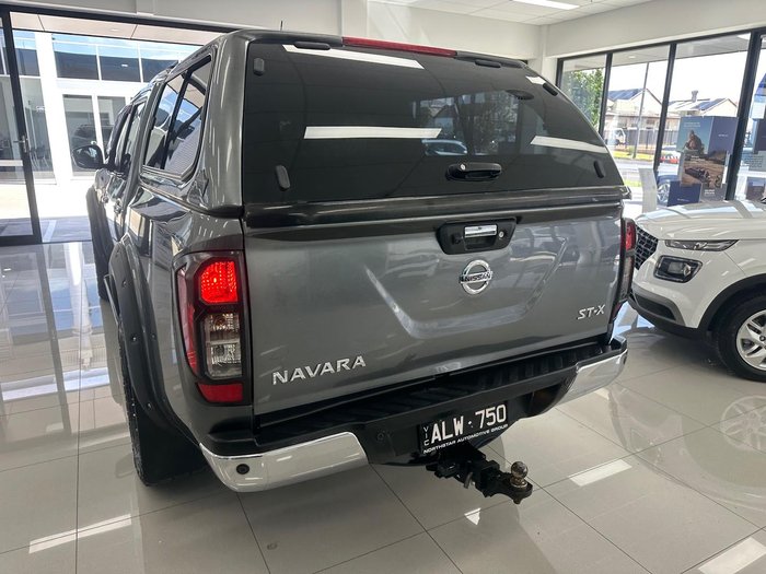 2017 Nissan Navara ST-X