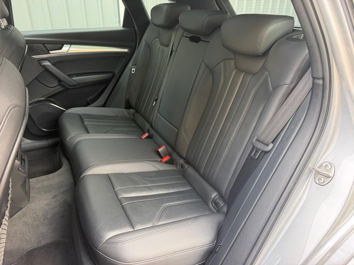 2022 Audi Q5 40 TDI Sport