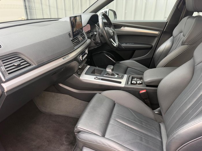 2022 Audi Q5 40 TDI Sport