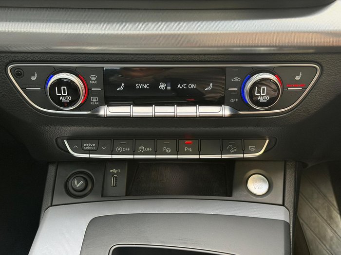 2022 Audi Q5 40 TDI Sport
