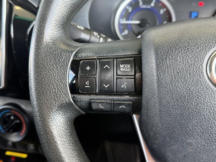 2018 Toyota Hilux SR