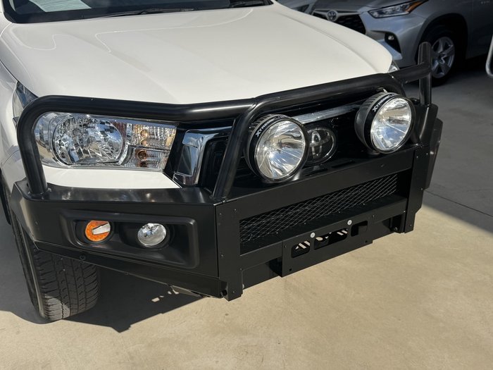 2019 Toyota Hilux SR