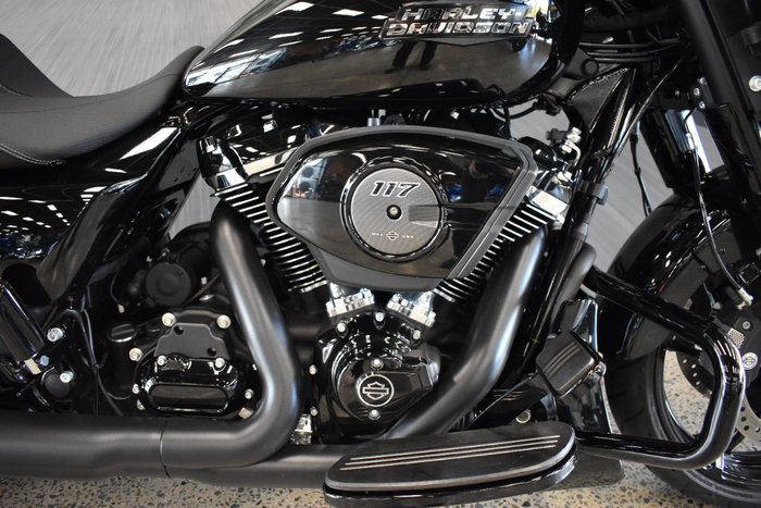 2024 HARLEY-DAVIDSON FLHX STREET GLIDE (117)