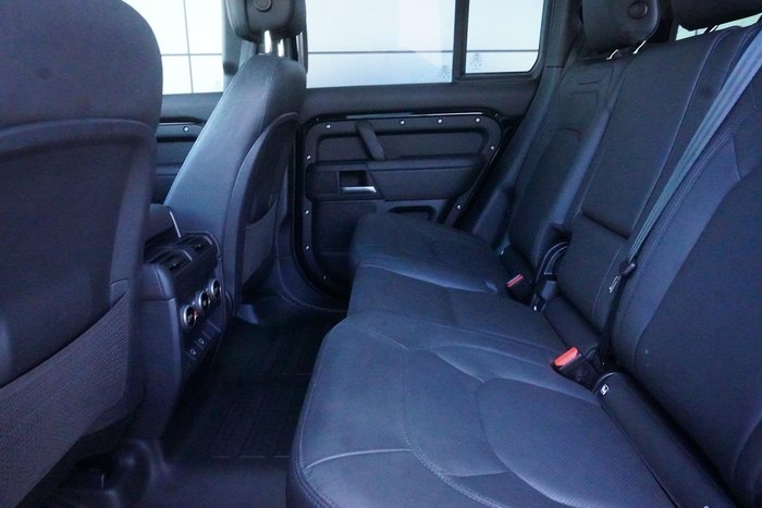 2025 Land Rover Defender 110 D350 X-Dynamic HSE