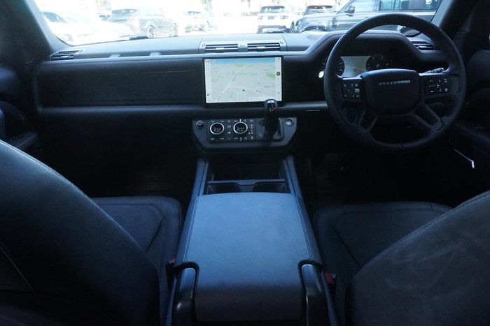 2025 Land Rover Defender 110 D350 X-Dynamic HSE