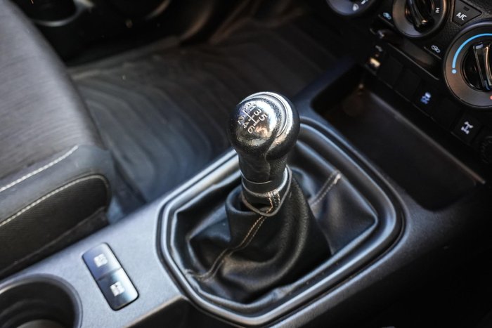 2018 Toyota Hilux SR