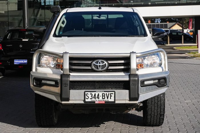 2018 Toyota Hilux SR