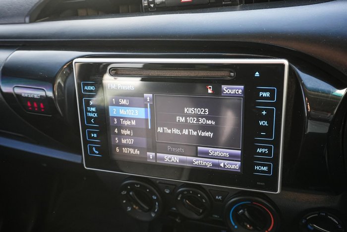 2018 Toyota Hilux SR