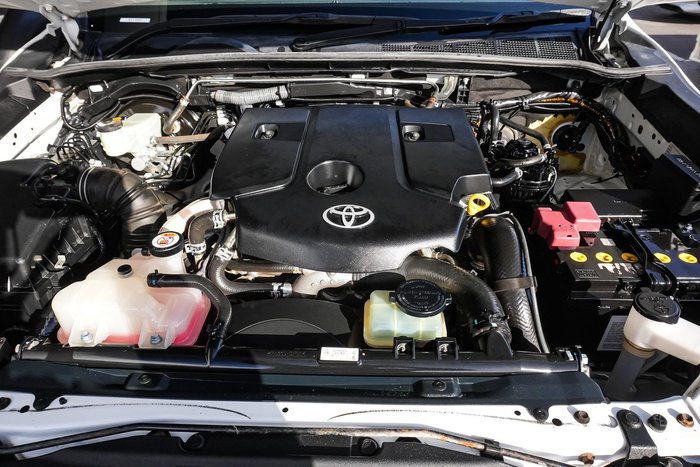 2018 Toyota Hilux SR