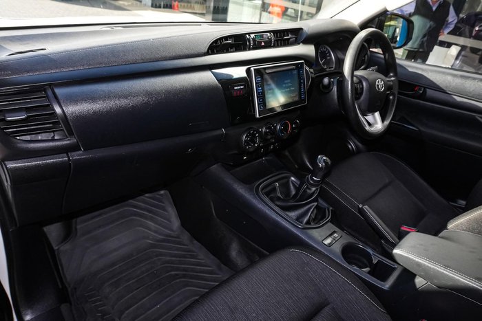 2018 Toyota Hilux SR