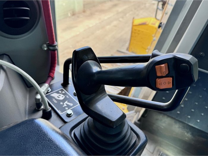 John Deere 850L Xlt